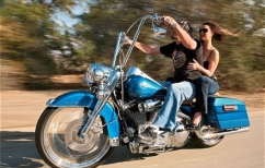 ΝΕΑ ΕΙΔΗΣΕΙΣ (Τελικά, ανήκουμε στη Δύση; Ναι ή όχι;)