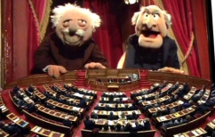 ΝΕΑ ΕΙΔΗΣΕΙΣ (Πόσος ευτελισμός είναι αρκετός για το πολιτικό σύστημα;)