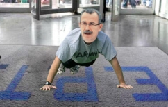 ΝΕΑ ΕΙΔΗΣΕΙΣ («Καψόνι» στον Καψή κάνουν οι εργαζόμενοι στην ΕΡΤ)