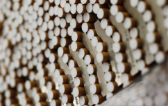 ΝΕΑ ΕΙΔΗΣΕΙΣ (Ακόμη 3.800.000 Έλληνες καπνίζουν, παρότι πλέον γνωρίζουν καλά τους κινδύνους)