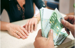 ΝΕΑ ΕΙΔΗΣΕΙΣ (Προθεσμία έως τη Δευτέρα το βράδυ να πληρωθούν φόροι πάνω από δύο δισ. ευρώ)