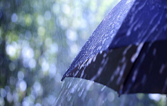 ΝΕΑ ΕΙΔΗΣΕΙΣ (Ο καιρός της Δευτέρας 30ης Απριλίου – Βροχές και μικρή πτώση θερμοκρασίας)