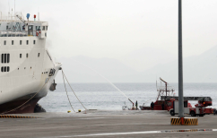 ΝΕΑ ΕΙΔΗΣΕΙΣ (Σύγκρουση πλοίων στο νότιο λιμάνι της Πάτρας)