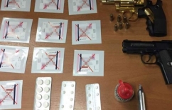 ΝΕΑ ΕΙΔΗΣΕΙΣ (Κομοτηνή: Χειροπέδες σε 32χρονο για όπλα και ναρκωτικά)