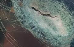 ΝΕΑ ΕΙΔΗΣΕΙΣ (Πάτρα: Ανήλικοι πετούσαν πέτρες σε διερχόμενα αυτοκίνητα)