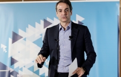 ΝΕΑ ΕΙΔΗΣΕΙΣ (Δεξιότατος: Εξορκισμός του παρελθόντος στο συνέδριο της ΝΔ)