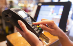 ΝΕΑ ΕΙΔΗΣΕΙΣ (Ηλεκτρονικές συναλλαγές: Ποιοι απαλλάσσονται από το υποχρεωτικό όριο του 30%)