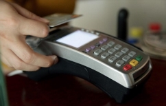 ΝΕΑ ΕΙΔΗΣΕΙΣ (Πρόστιμο για τις λίγες ηλεκτρονικές συναλλαγές στο νέο φορολογικό νομοσχέδιο)