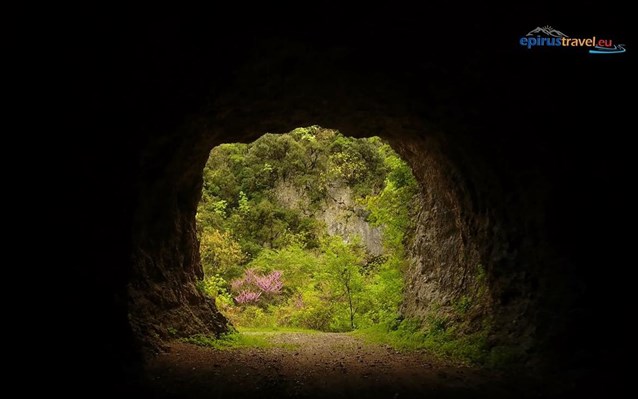 ta-mustika-tis-ipeirotikis-gis-4