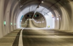 ΝΕΑ ΕΙΔΗΣΕΙΣ (Η Ολυμπία Οδός αλλάζει… φώτα – Βάζει Led, βοηθά τους οδηγούς αλλά και το περιβάλλον)